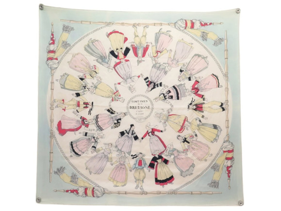 rare foulard hermes costumes de la bretagne v