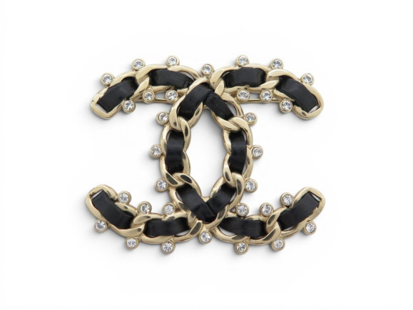 broche chanel logo cc strass cuir chaine