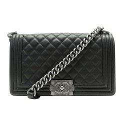 SAC A MAIN CHANEL BOY MEDIUM A67086 EN CUIR MATELASSE BANDOULIERE HAND BAG 6900€