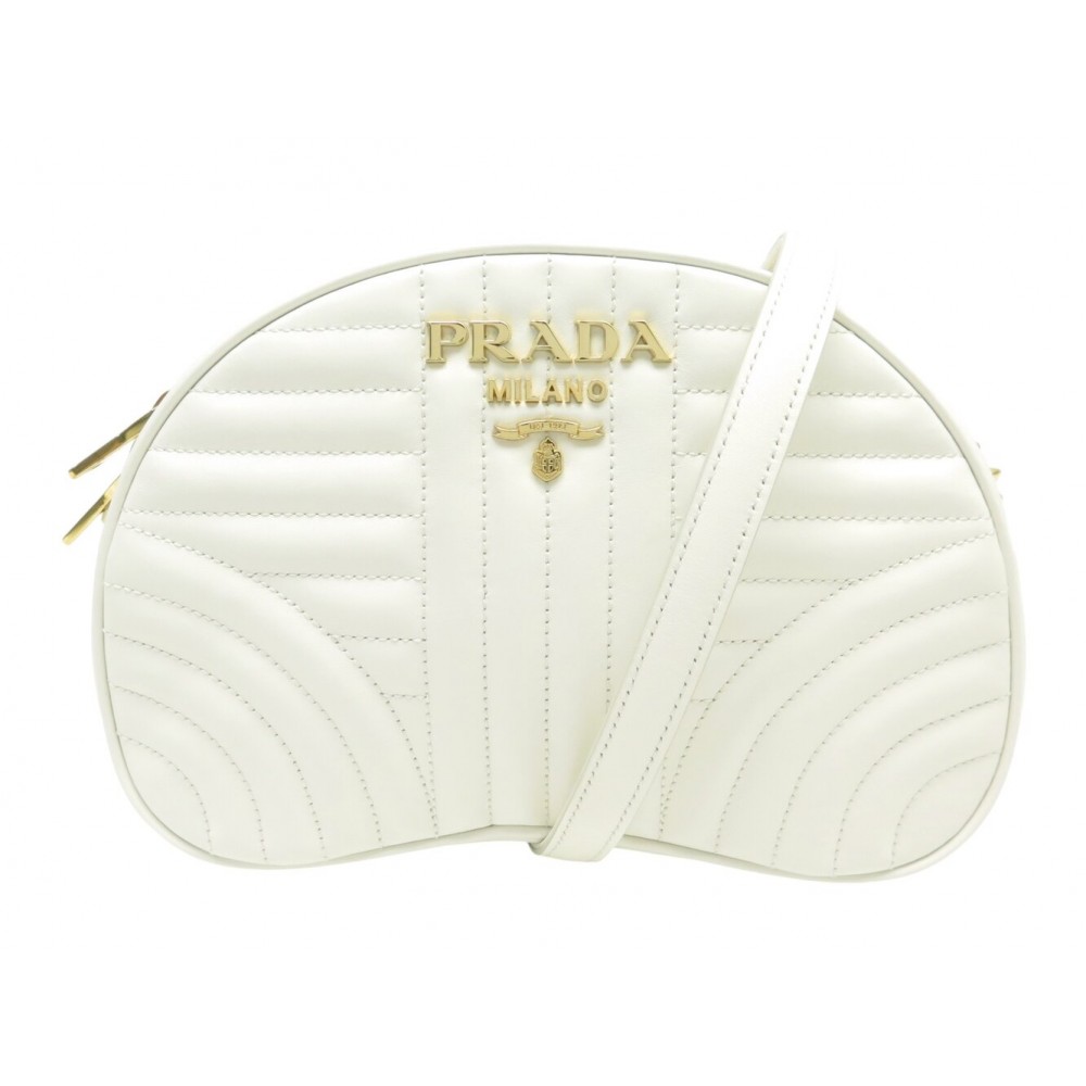NEUF SAC A MAIN PRADA DIAGRAMME CAMERA 1BH130 CUIR BLANC BANDOULIERE BAG 2200€