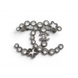 BROCHE CHANEL LOGO CC STRASS ETOILES EN METAL ARGENTE + BOITE STAR BROOCH 820€