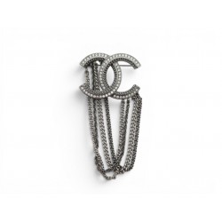 NEUF BROCHE CHANEL LOGO CC CHAINES PENDANTES METAL RUTHENIUM STRASS BROOCH 850€