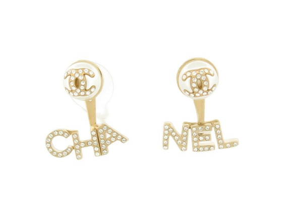  boucles d'oreilles chanel pendantes logo cc cha