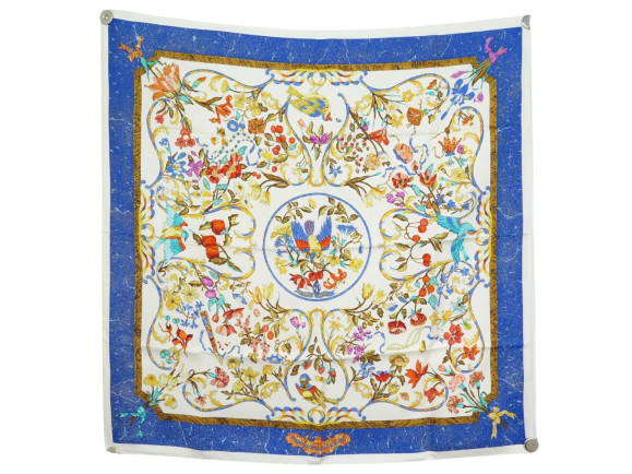 foulard hermes pierres d'orient et d'occident zoe