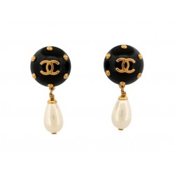 NEUF VINTAGE BOUCLES D'OREILLES CHANEL 1996 PERLE PENDANTE LOGO CC NOIR EARRINGS