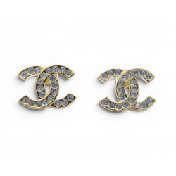 NEUF BOUCLES D'OREILLES CHANEL PUCES LOGO CC DORE & STRASS BOITE EARRINGS 690€