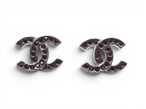  boucles d'oreilles chanel puces logo cc argente