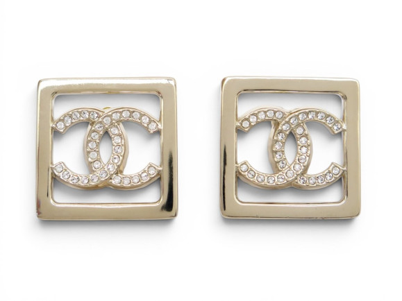  boucles d'oreilles chanel pendantes logo cc carre
