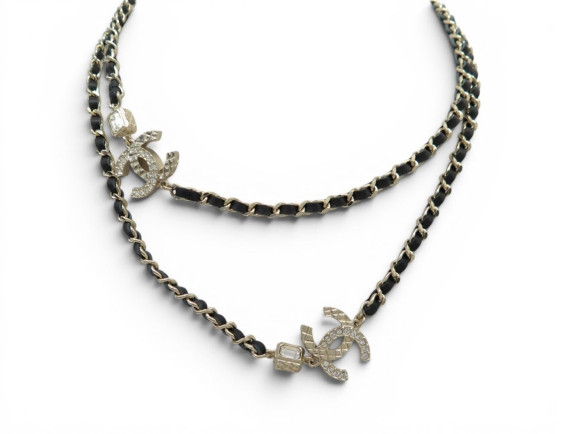 collier chanel sautoir logo cc chaine entrelacee