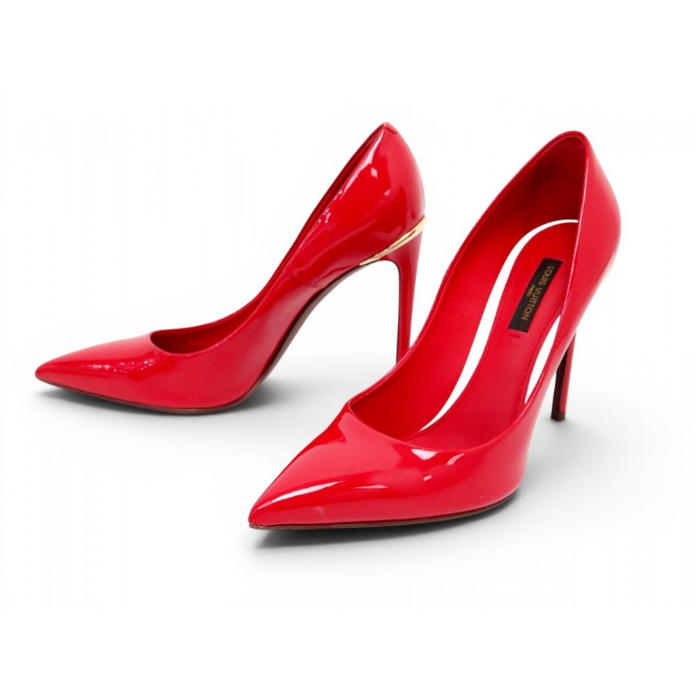 CHAUSSURES LOUIS VUITTON EYELINE ESCARPINS 36.5 EN CUIR VERNIS ROUGE SHOES 990€