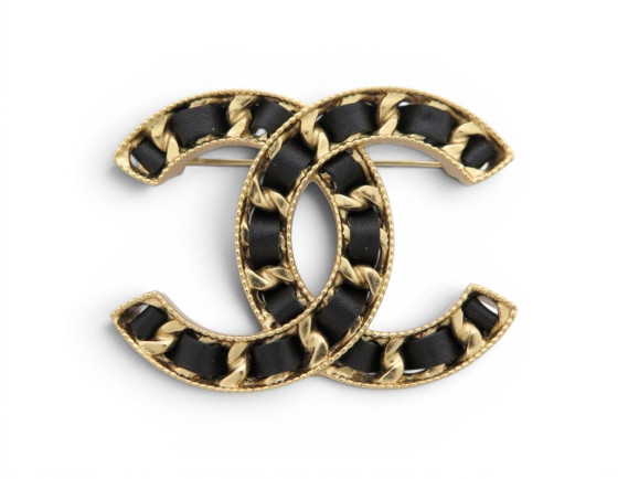 broche chanel logo cc chaine entrelacee metal