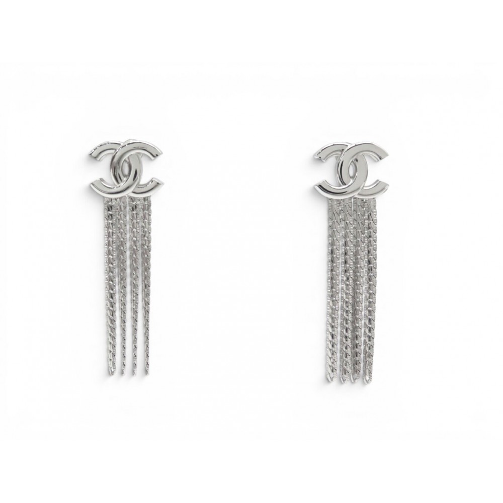 NEUF BOUCLES D'OREILLES CHANEL ABE242 2024 CHAINES PENDANTES EARRINGS NEW 750€