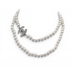 NEUF COLLIER CHANEL LOGO CC PERLES &STRASS 82 89 CM METAL ARGENTE NECKLACE 1290€