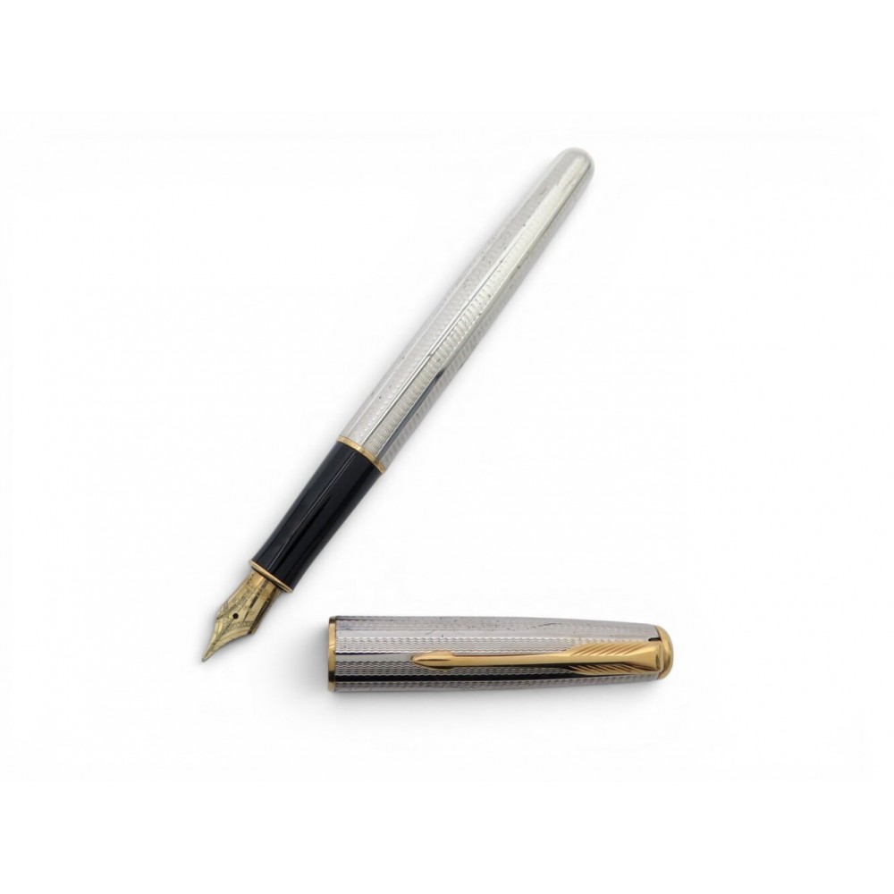 VINTAGE STYLO PLUME PARKER SONNET CISELE AVEC FINITION ARGENT FOUNTAIN PEN 655€