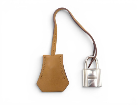 lot hermes cadenas tirette avec clochette cles
