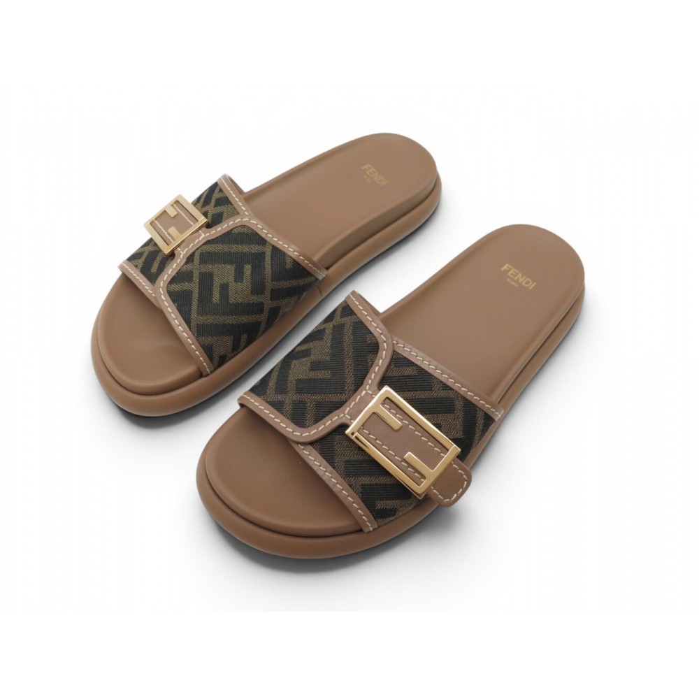 NEUF SANDALES FENDI SLIDE 8X8404 37 TOILE JACQUARD ZUCCA CUIR VITELLO SHOES 820€