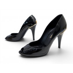 CHAUSSURES CHANEL ESCARPINS LOGO CC G25879 39 EN CUIR VERNIS NOIR SHOES 1100€