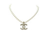  collier chanel logo cc 2024 perles metal dore
