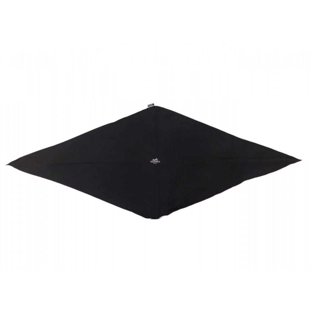 FOULARD HERMES LOSANGE EN CREPE DE SOIE NOIRE 55X130 CM BLACK SILK SCARF 630€