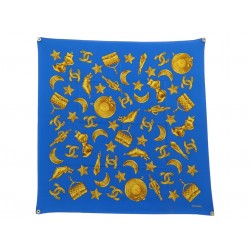 FOULARD CHANEL MOTIF LOGO CC ETOILE LUNE SAC CARRE 90 SOIE BLEUE SILK SCARF 530€