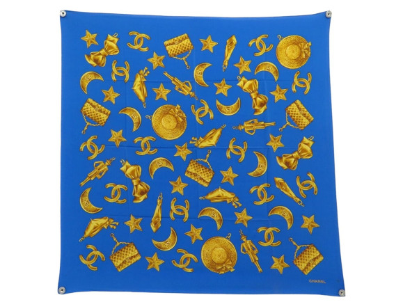 foulard chanel motif logo cc etoile lune sac carre 90