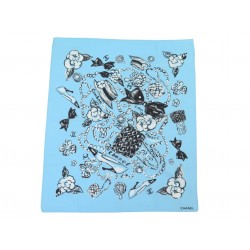 NEUF FOULARD CHANEL MOTIF LOGO CC CAMELIA SAC P01773V02365 1993 COTON BLEU SCARF