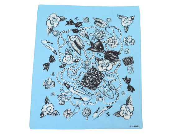 foulard chanel motif logo cc camelia sac