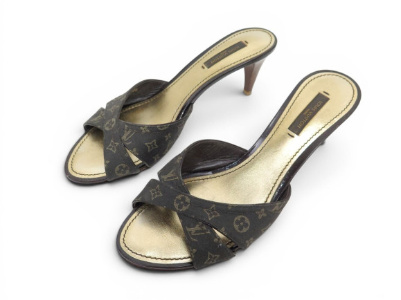 chaussures louis vuitton mules kiss me toile mini
