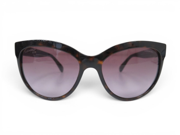 lunettes de soleil chanel cat eye perles 6040 h