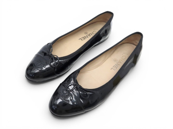 chaussures chanel ballerines cambon logo cc 39.5 en