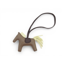  bijou de sac hermes rodeo pm h064929 en cuir