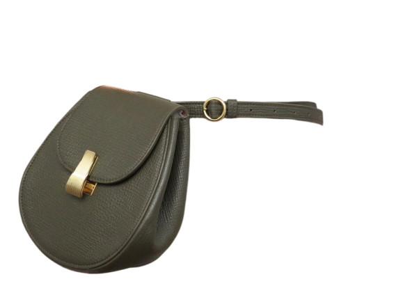 sac a main ceinture bottega veneta en cuir graine kaki
