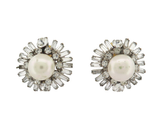  boucles d oreilles chanel clips perles