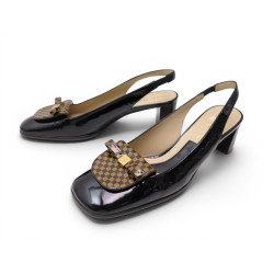chaussures louis vuitton escarpins 39 en cuir verni