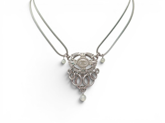 collier christian dior boutique plaque en nacre