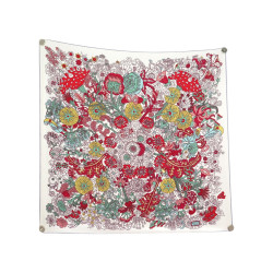 foulard hermes cache cache fleuri carre 90 cm en soie
