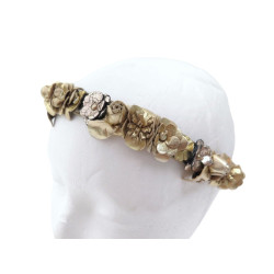 bandeau de tete chanel fleurs camelias en cuir dore
