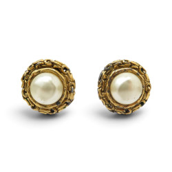  boucles d'oreille chanel rondes avec perles