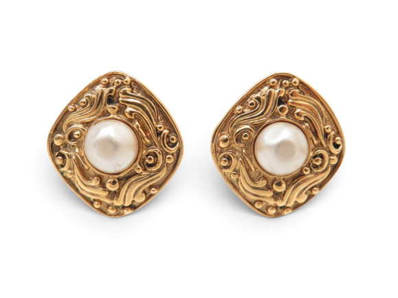 boucles d'oreilles chanel baroques avec perles