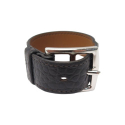 bracelet hermes manchette boucle etriviere en cuir de