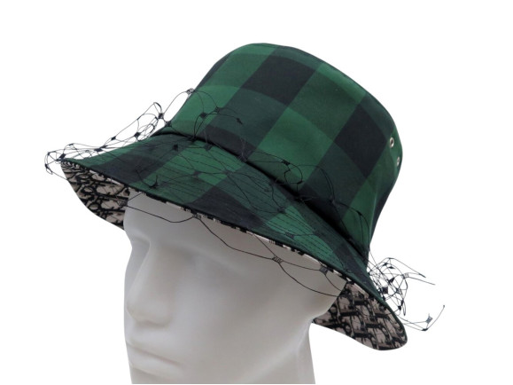 chapeau christian dior bob t53 en tartan
