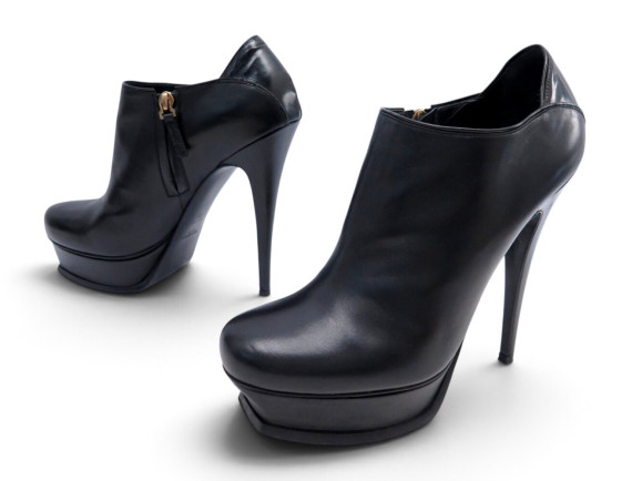 chaussures bottines saint laurent tribute bootie