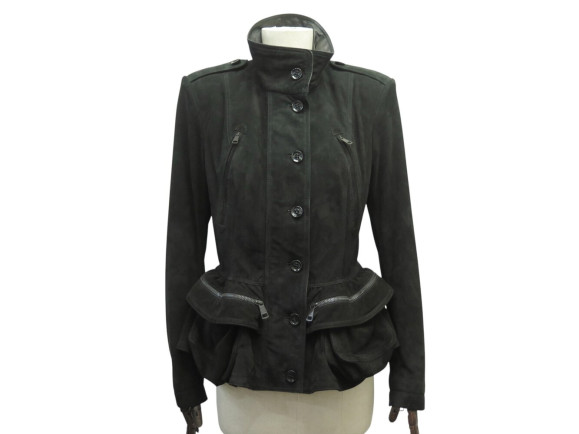  manteau burberry brit daim noir cintre peplum
