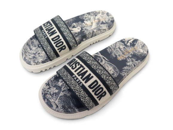 chaussures christian dior mules dway jouy savage