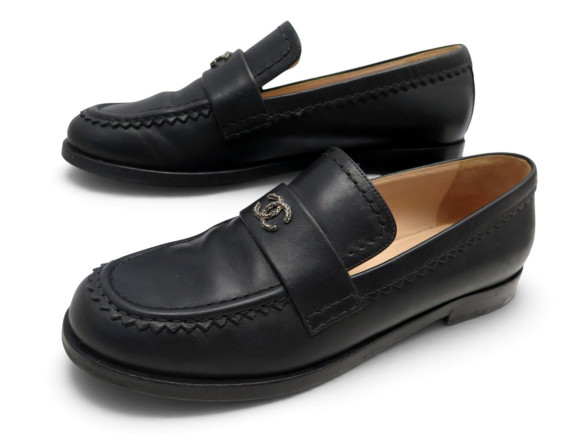 chaussures chanel mocassins logo cc g31006 40 cuir