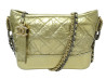 sac a main chanel gabrielle pm en cuir matelasse dore