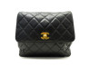 sac a dos chanel fermoir timeless logo cc cuir