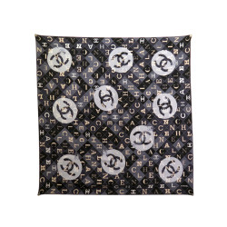  foulard chanel carre aa9367 logo cc en soie noir