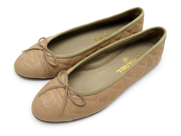 chaussures chanel ballerines logo cc g26250 37 cuir