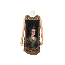  robe dolce gabbana renaissance baroque portrait